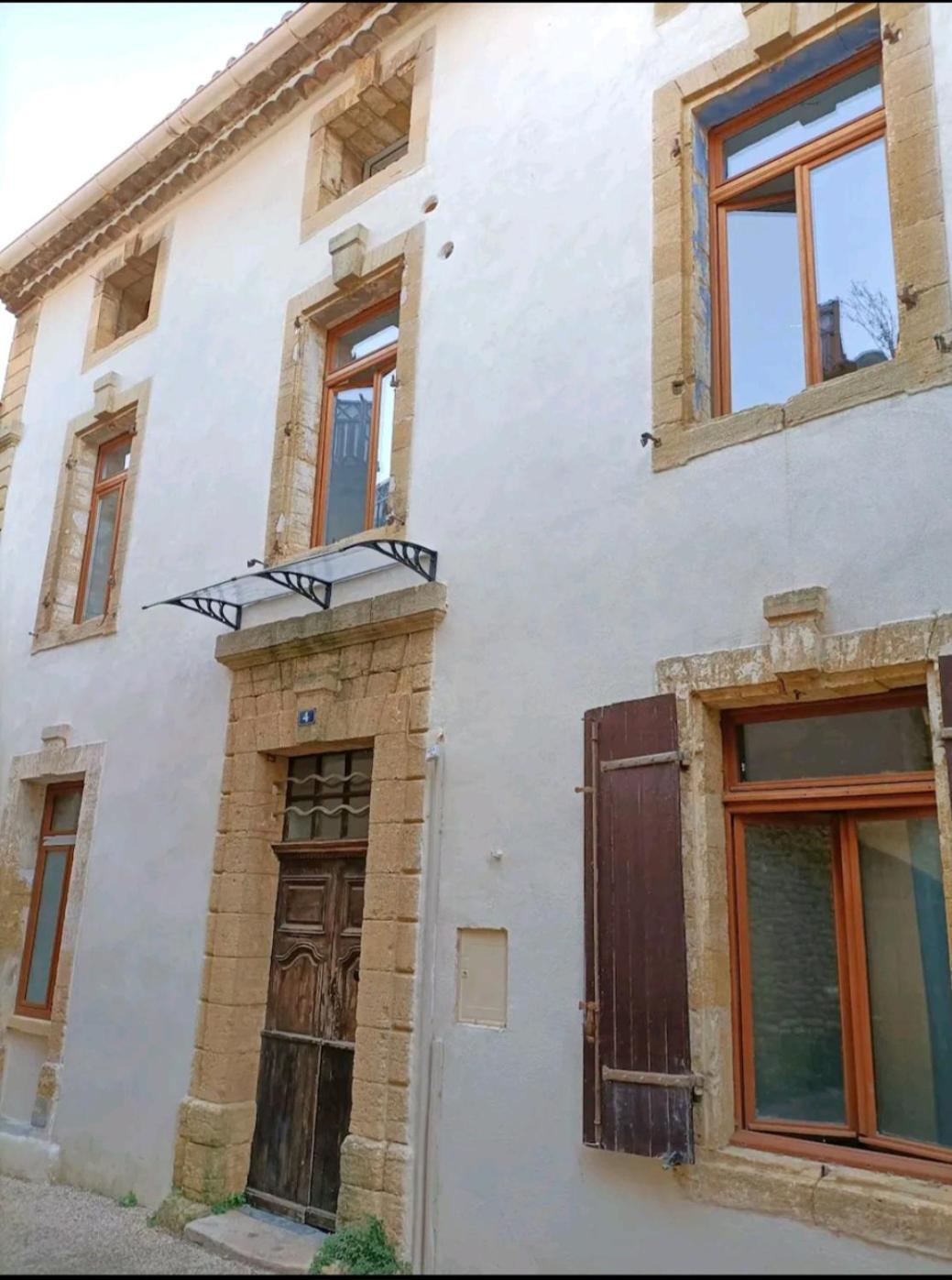 Studio Proche Pont Du Gard Remoulins Exterior photo