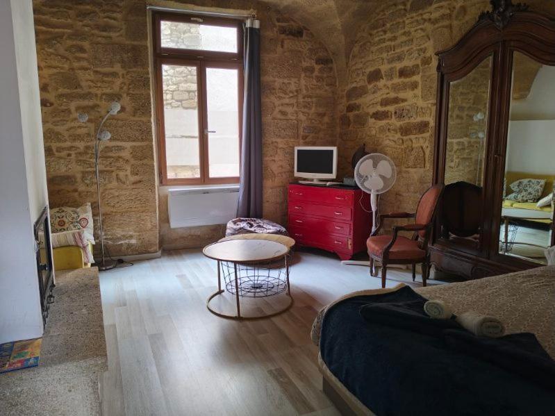 Studio Proche Pont Du Gard Remoulins Exterior photo